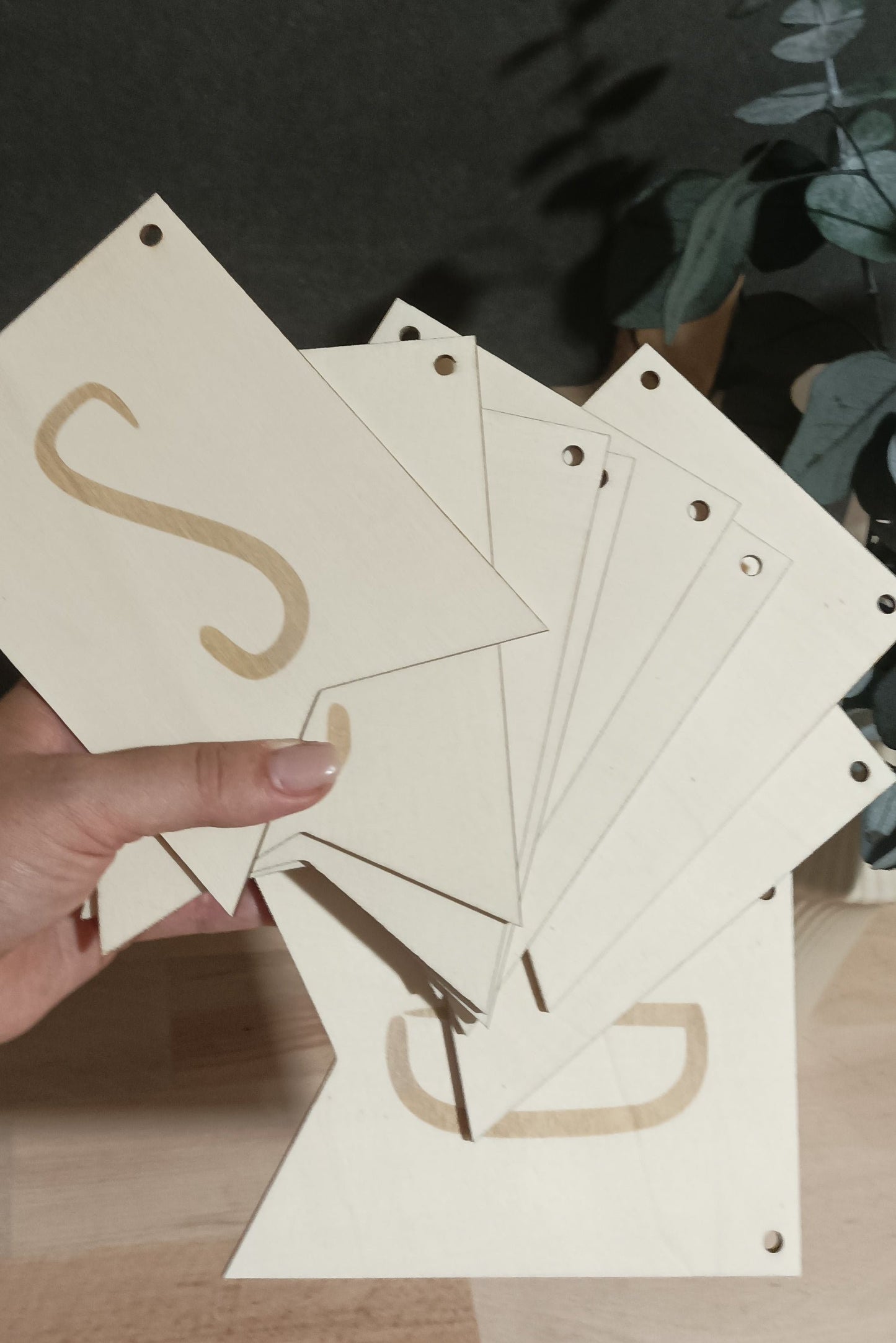 Wimpel Buchstabe | Wimpelkette | Holzgirlande