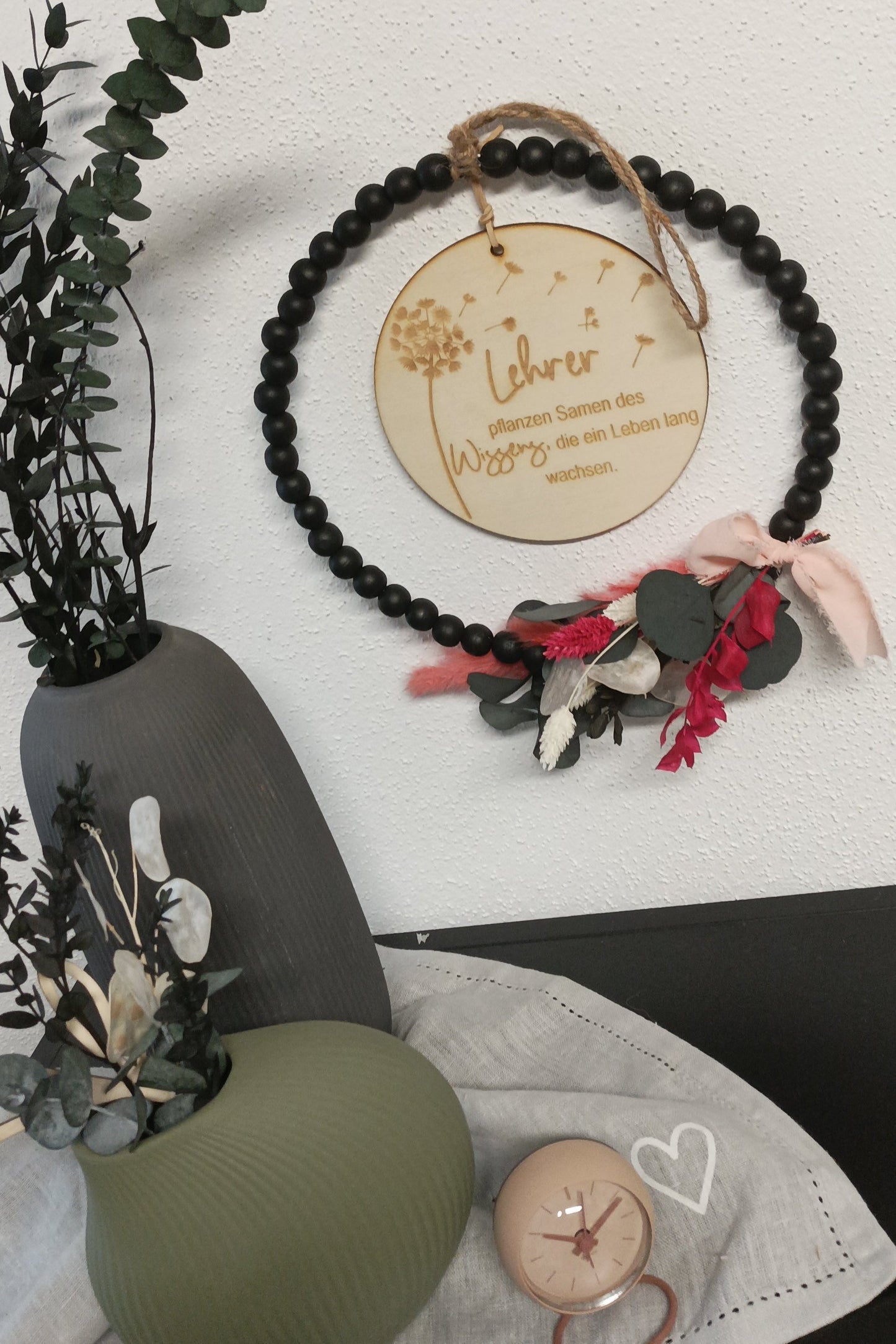 Perlenring zum Hängen mit Trockenblumen