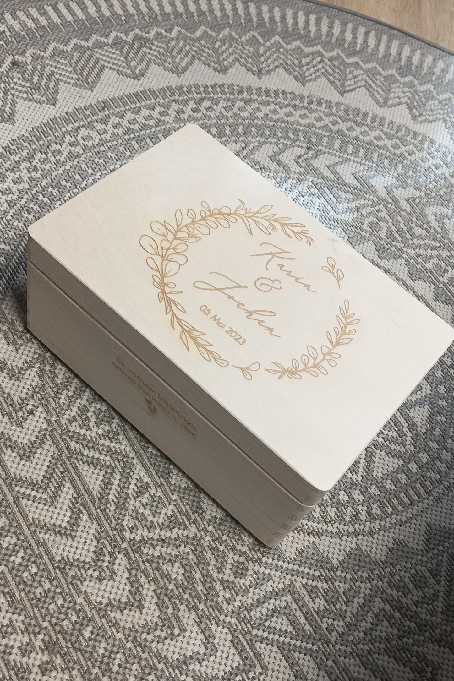 Erinnerungskiste - Hochzeit - Namen mit Eukalyptuskranz