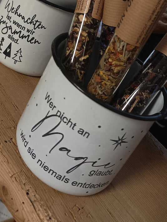 Emailletasse - Weihnachten - Wer nicht an Magie glaubt wird sie niemals entdecken