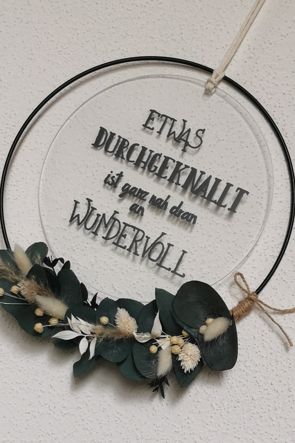 Glasscheibe - Etwas durchgeknallt ist ganz nah dran an wundervoll