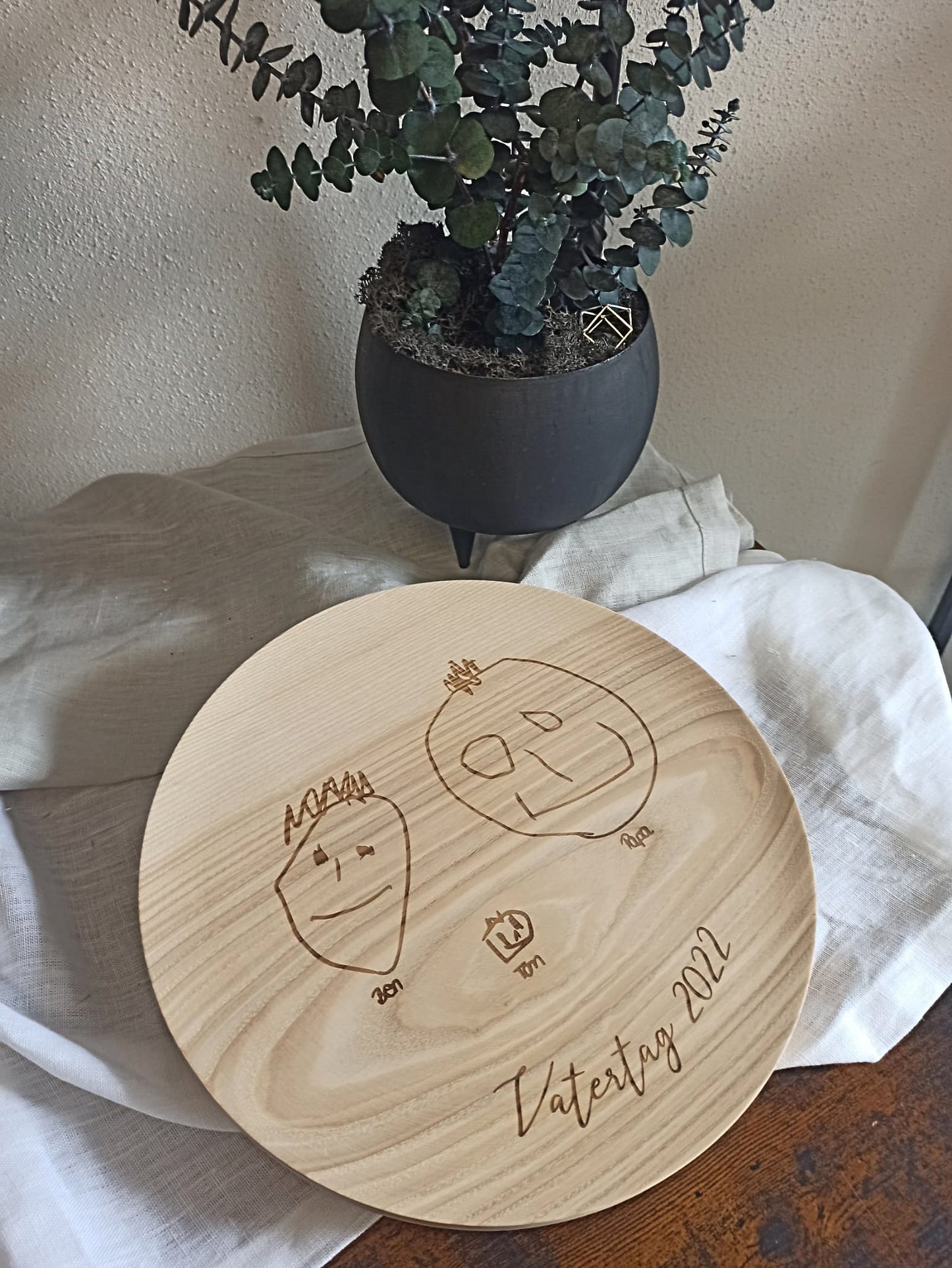 Holzbrett Brotzeitbrett rund - Kinderzeichnung