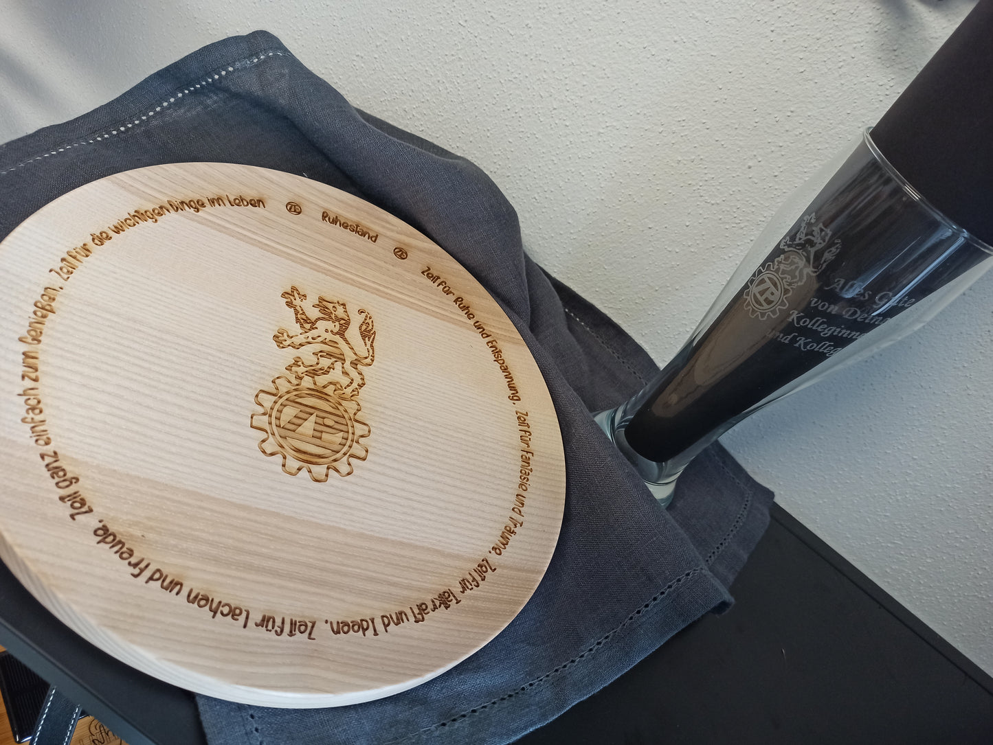 Holzbrett Brotzeitbrett rund - Wunschmotiv
