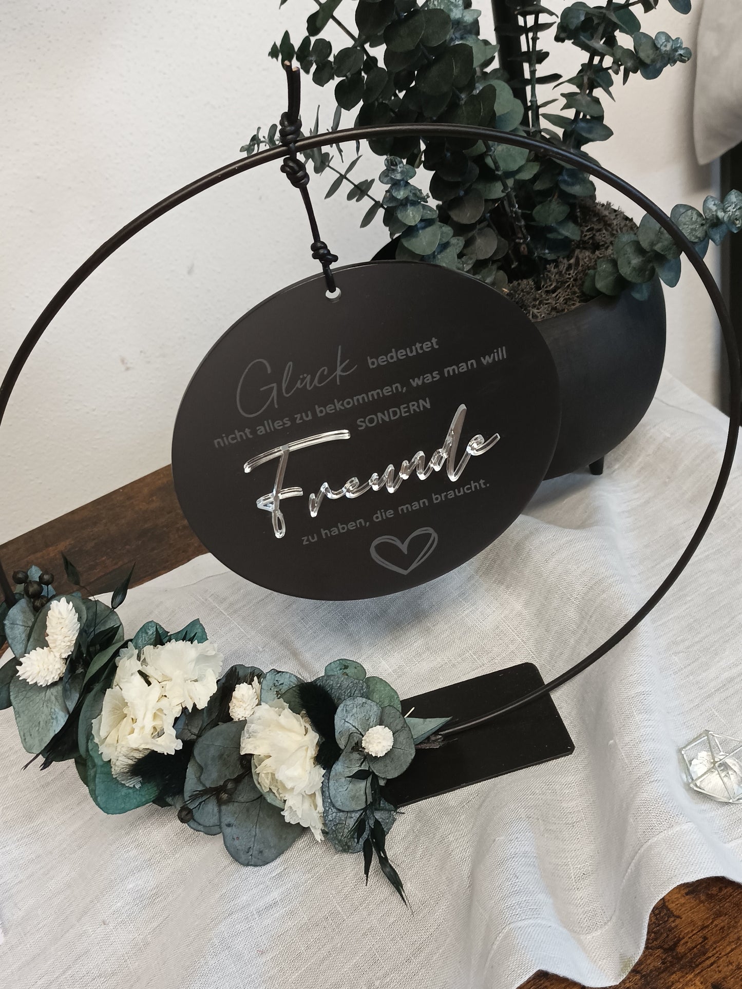 Scheibe 3D - Glück bedeutet nicht alles zu bekommen was man will sondern Freunde zu haben die man braucht