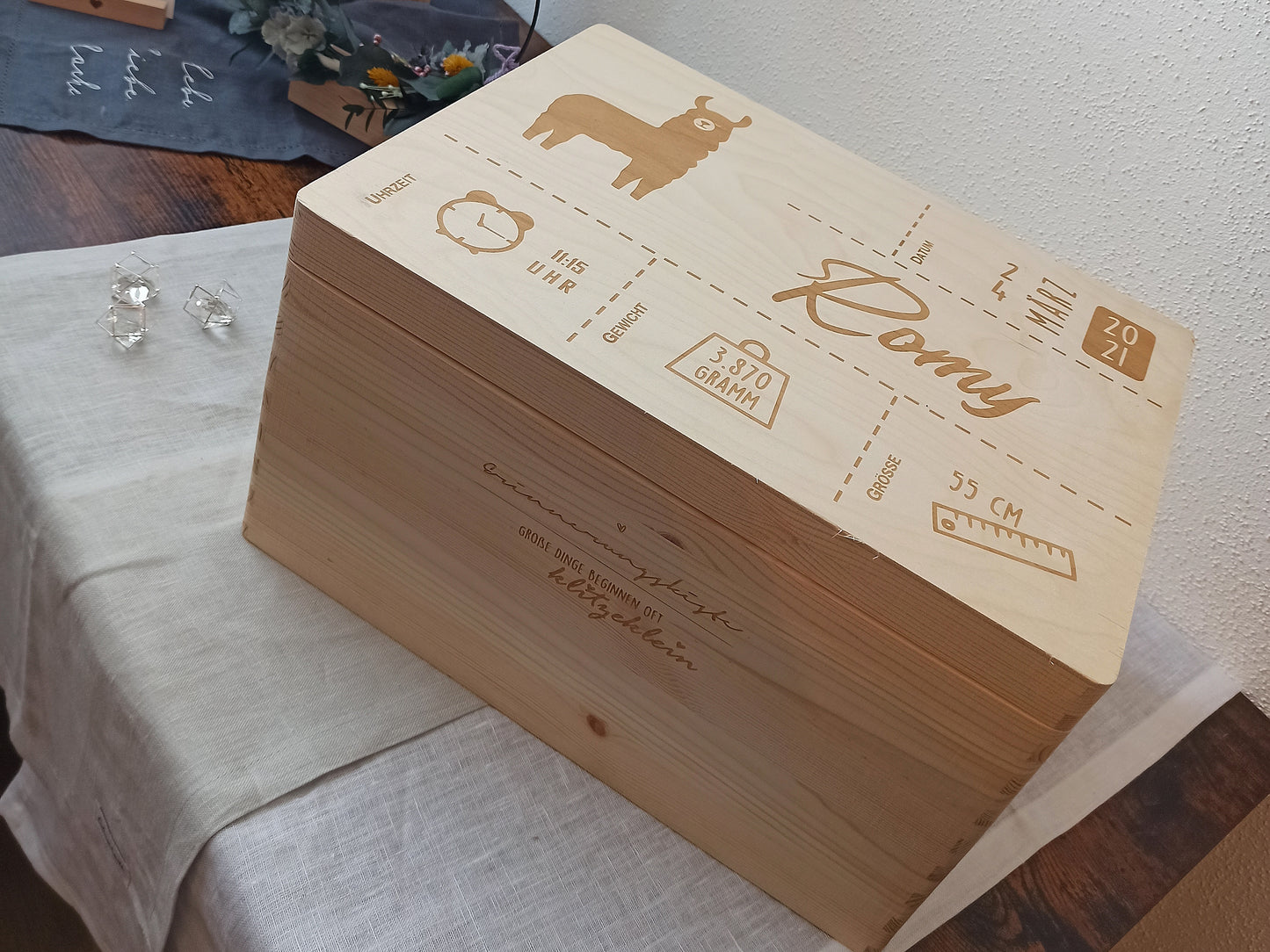 Erinnerungskiste - Lama mit Geburtsdaten