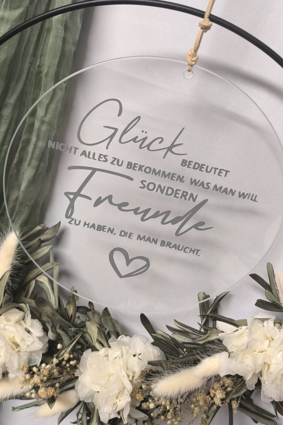 Glasscheibe - Glück bedeutet nicht alles zu haben was man will