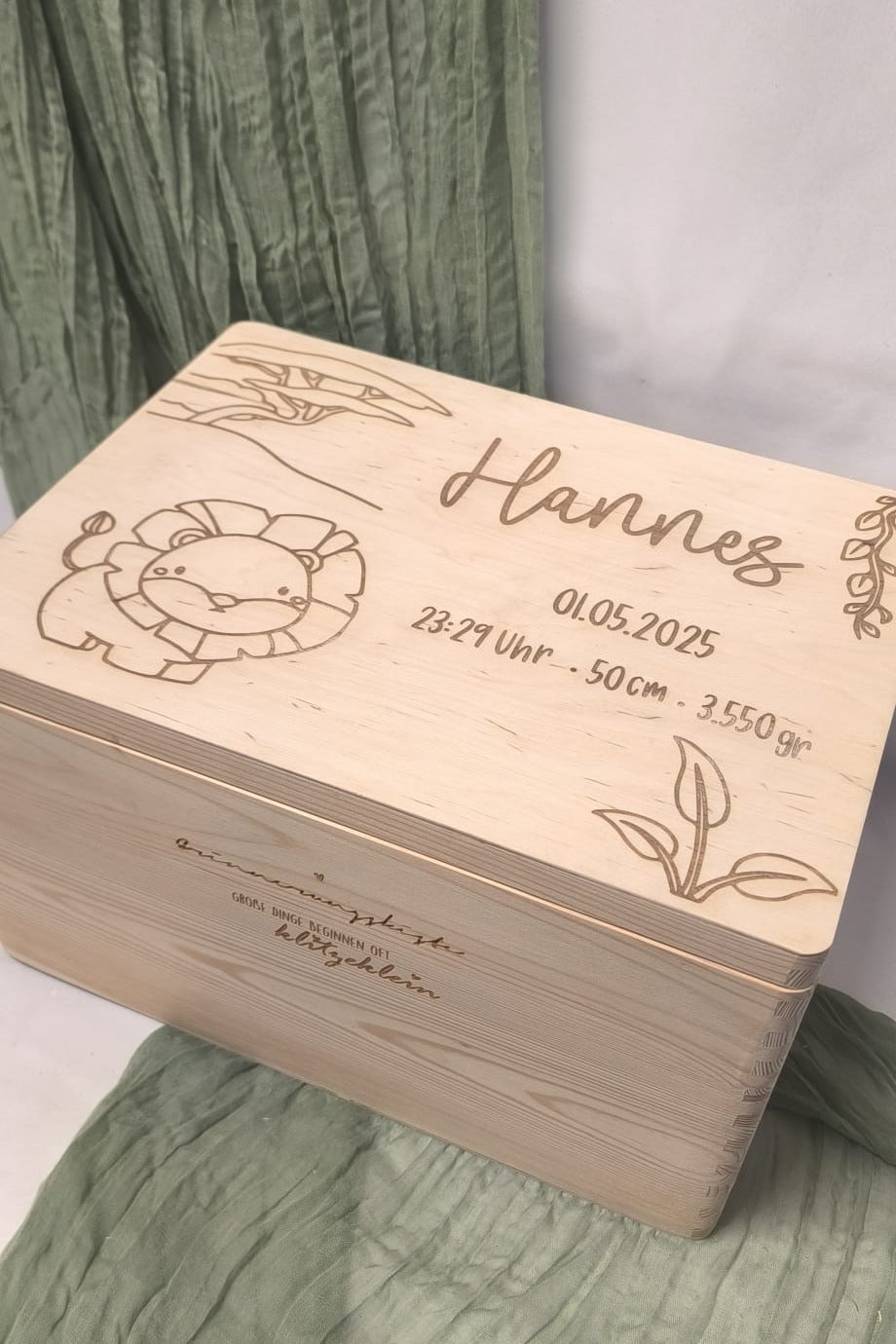Erinnerungskiste - Dschungel mit Löwe & Geburtsdaten