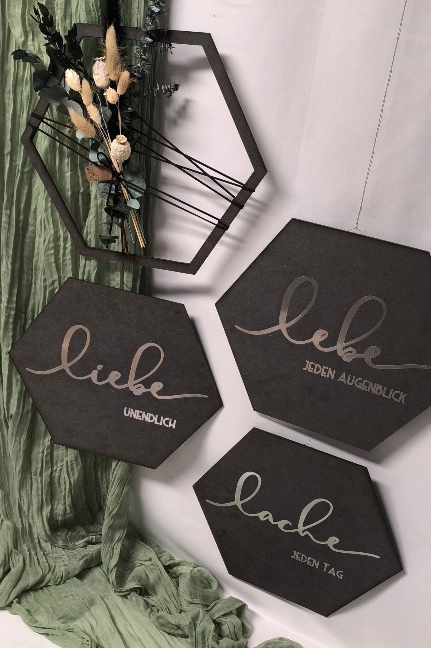 Wandbild Hexagon - Lebe Liebe Lache