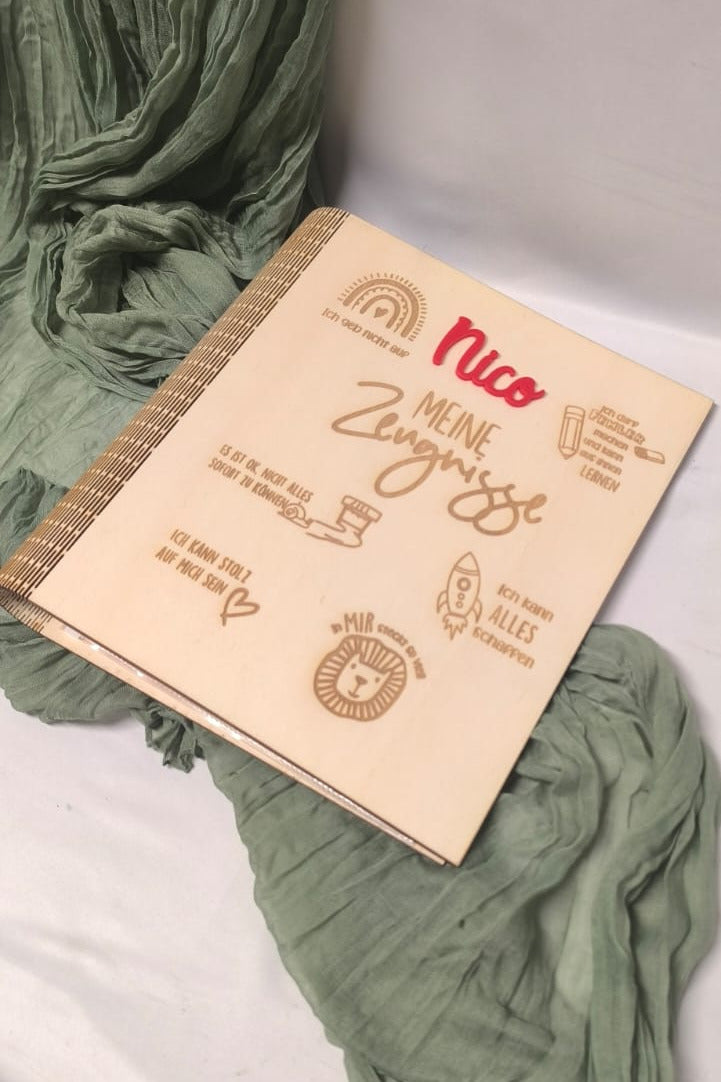 Personalisierte Zeugnismappe Holz I 3D Name